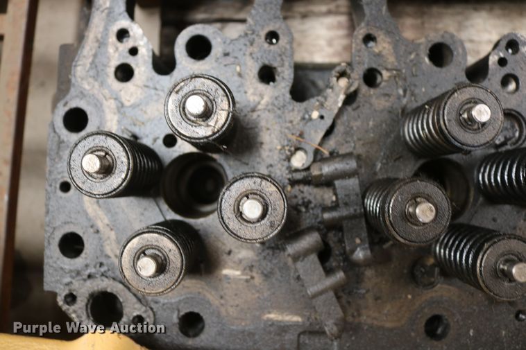 image for item DD6115 1993 Kenworth T800  construction dump truck