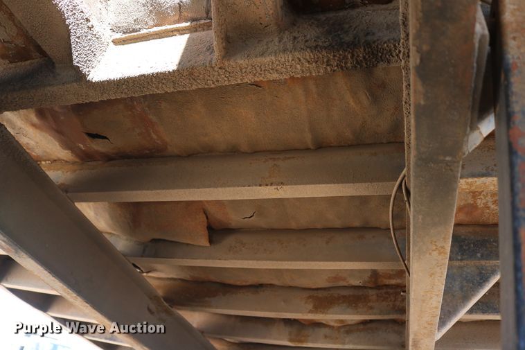 image for item DD6115 1993 Kenworth T800  construction dump truck
