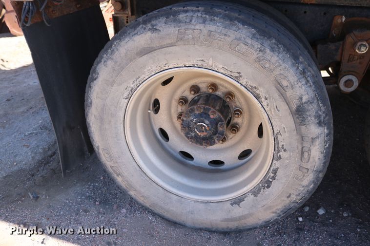 image for item DD6115 1993 Kenworth T800  construction dump truck