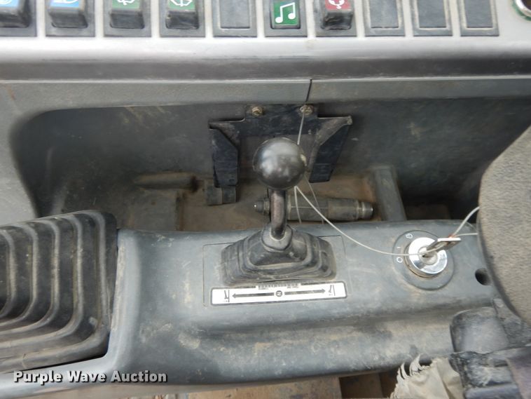 image for item DE5706 2011 Bobcat E60  mini excavator