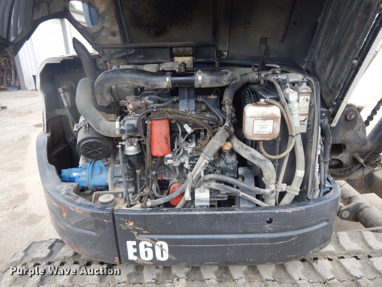 image for item DE5706 2011 Bobcat E60  mini excavator