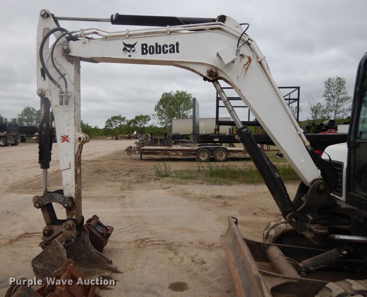 image for item DE5706 2011 Bobcat E60  mini excavator
