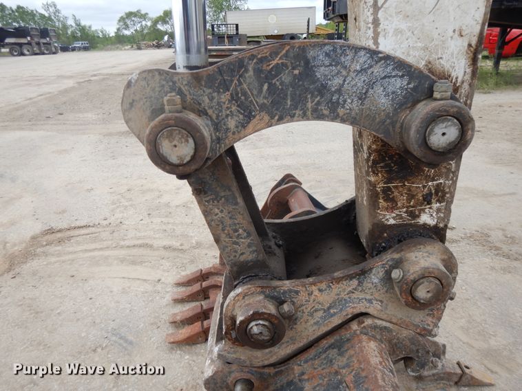 image for item DE5706 2011 Bobcat E60  mini excavator