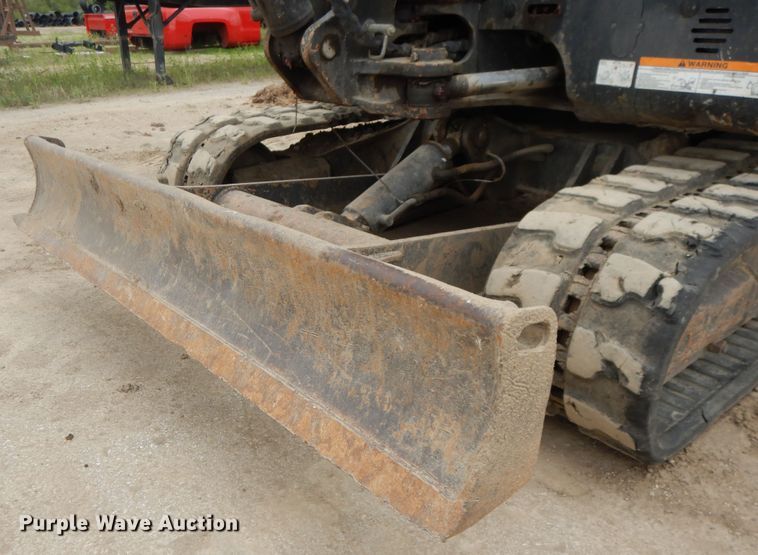 image for item DE5706 2011 Bobcat E60  mini excavator