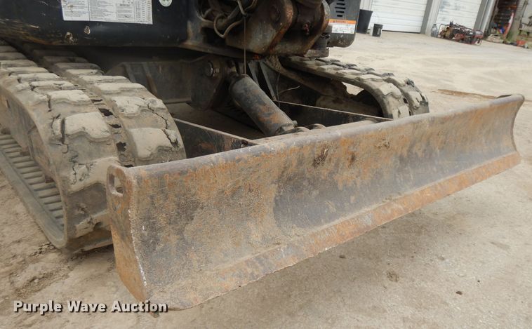 image for item DE5706 2011 Bobcat E60  mini excavator