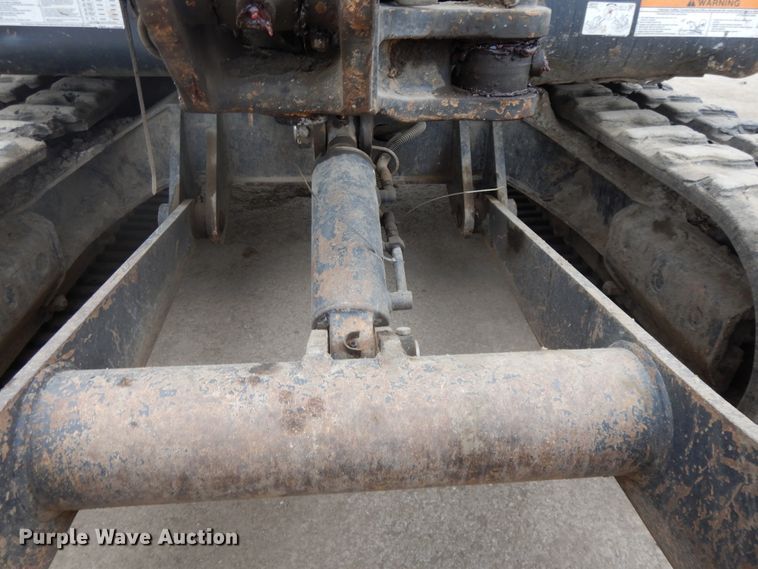 image for item DE5706 2011 Bobcat E60  mini excavator