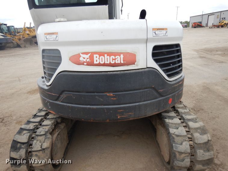 image for item DE5706 2011 Bobcat E60  mini excavator
