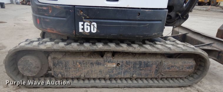 image for item DE5706 2011 Bobcat E60  mini excavator