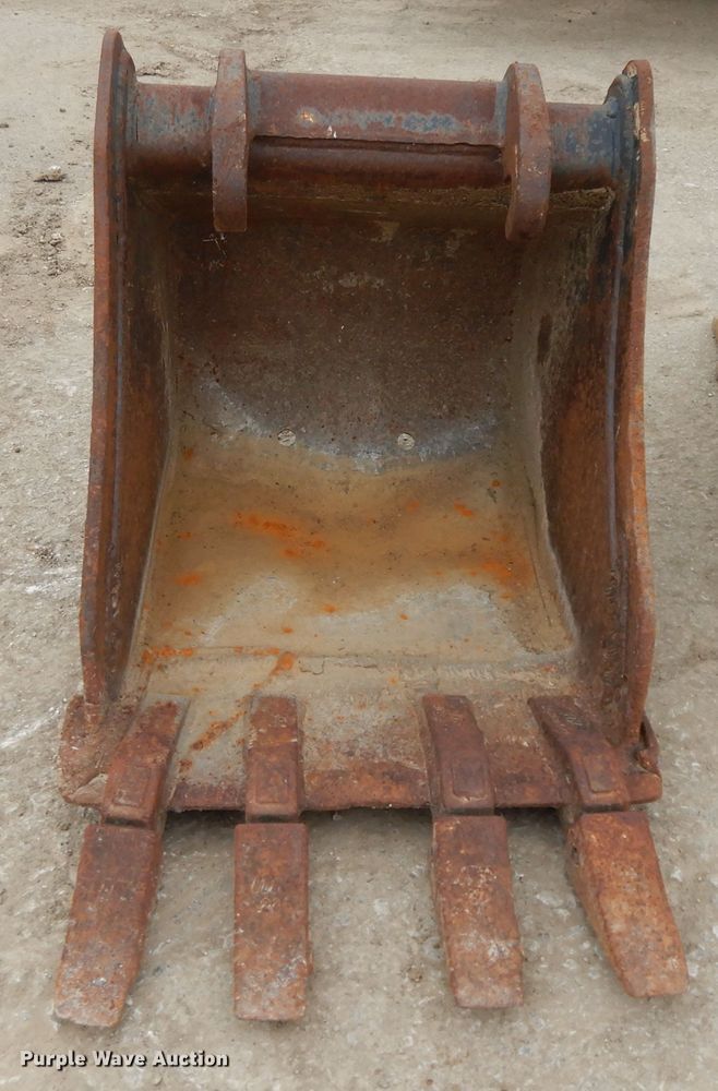 image for item DE5706 2011 Bobcat E60  mini excavator