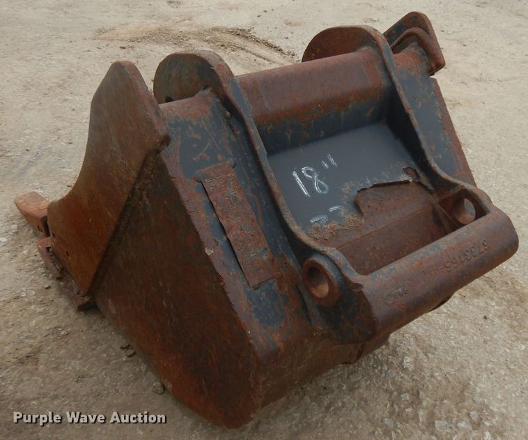 image for item DE5706 2011 Bobcat E60  mini excavator