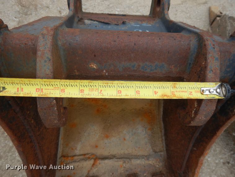 image for item DE5706 2011 Bobcat E60  mini excavator