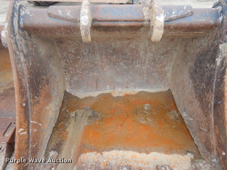 image for item DE5706 2011 Bobcat E60  mini excavator