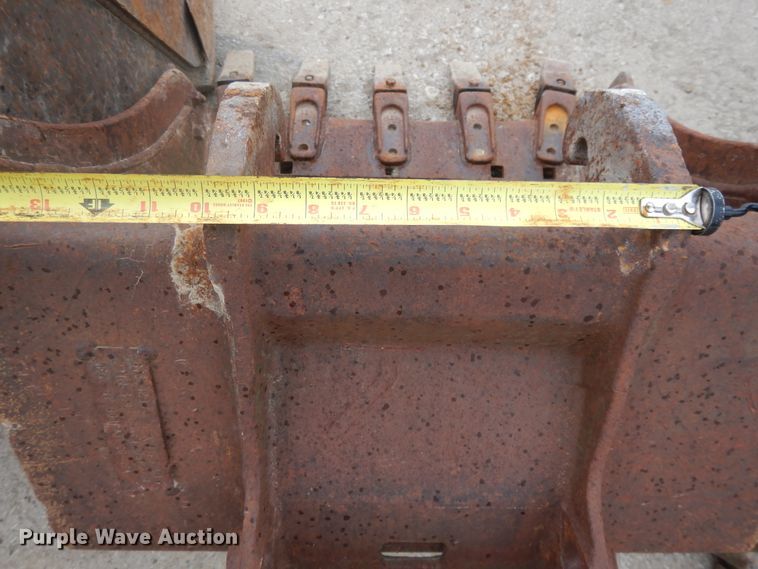 image for item DE5706 2011 Bobcat E60  mini excavator