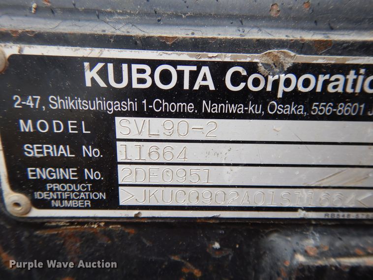 image for item DE5707 2013 Kubota SVL90-2  skid steer loader