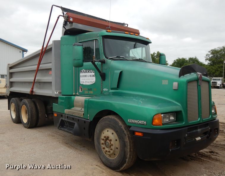 image for item DE5723 1991 Kenworth T600  dump truck