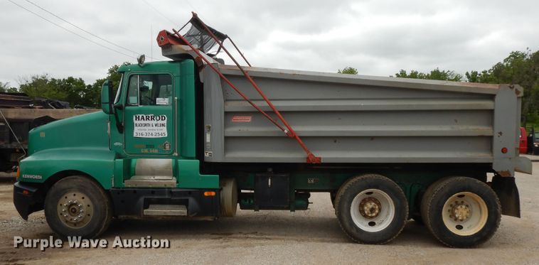 image for item DE5723 1991 Kenworth T600  dump truck