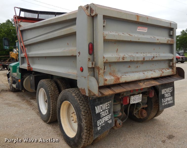 image for item DE5723 1991 Kenworth T600  dump truck