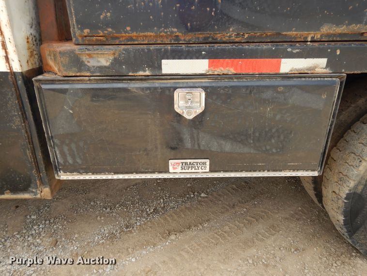 image for item DE5725 1998 International 9100  crane truck