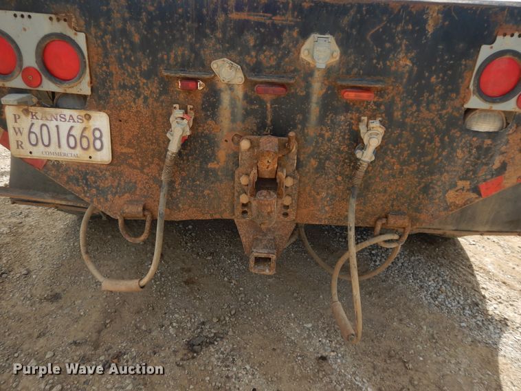 image for item DE5725 1998 International 9100  crane truck