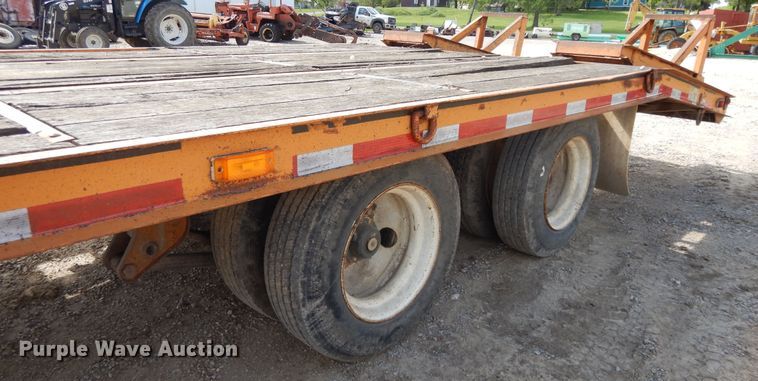 image for item DE5726 2007 Econoline DP2025DA equipment trailer