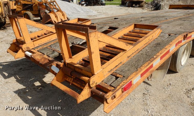 image for item DE5726 2007 Econoline DP2025DA equipment trailer