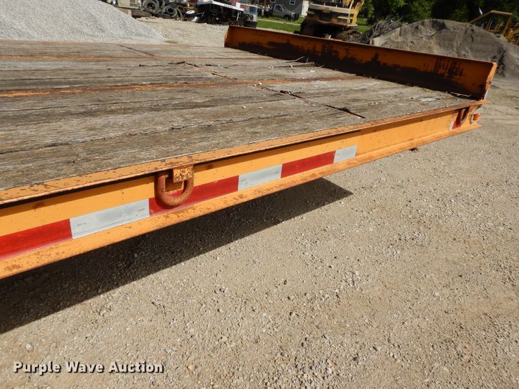 image for item DE5726 2007 Econoline DP2025DA equipment trailer