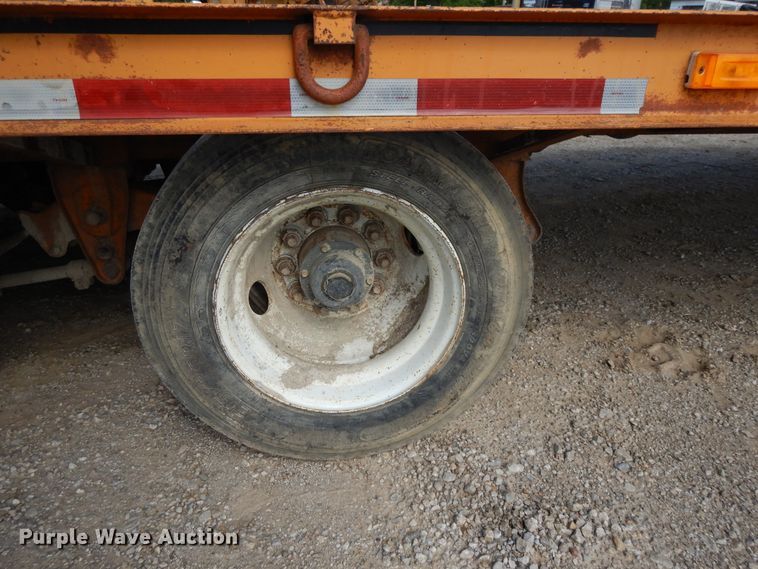 image for item DE5726 2007 Econoline DP2025DA equipment trailer