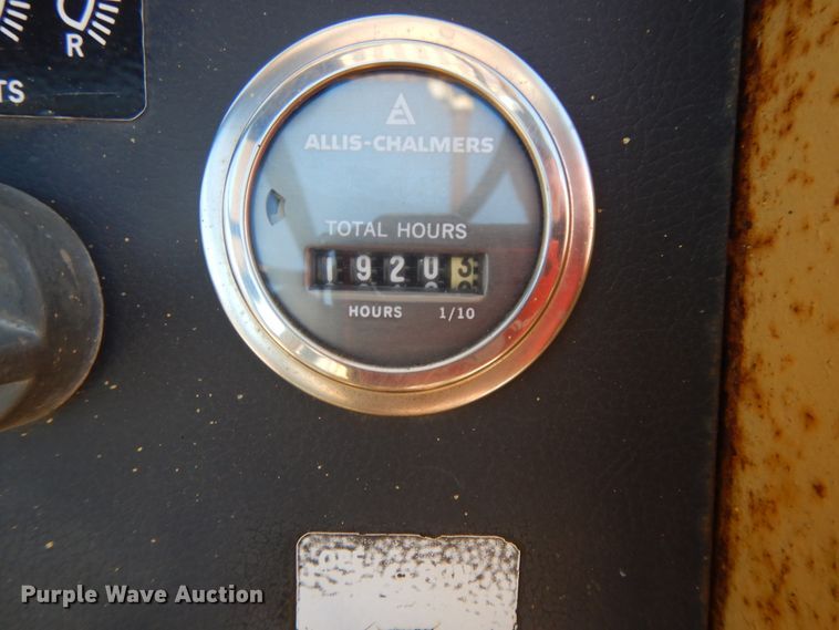 image for item DE5727 Allis Chalmers 706C forklift