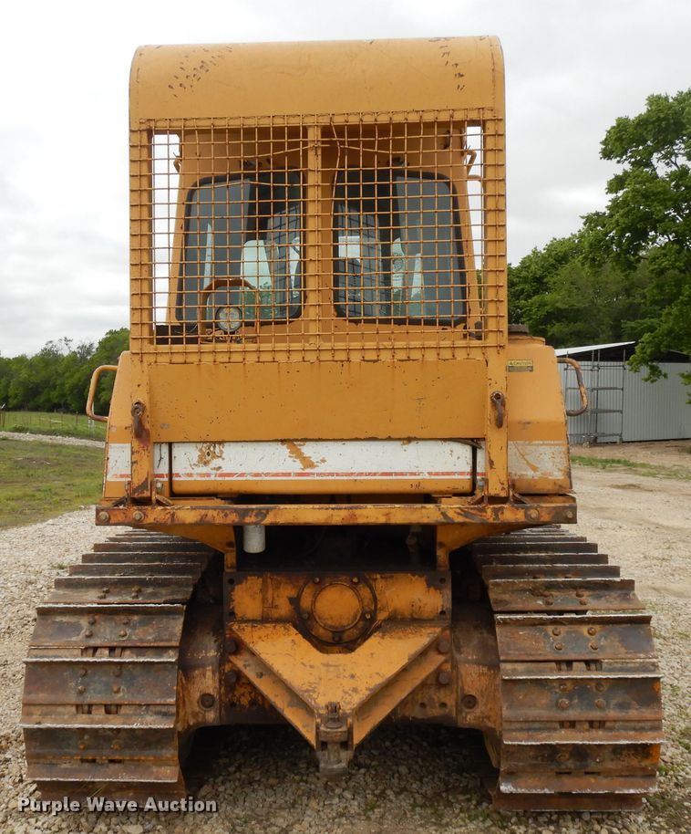 image for item DE5733 1996 Dresser TD12C  crawler dozer