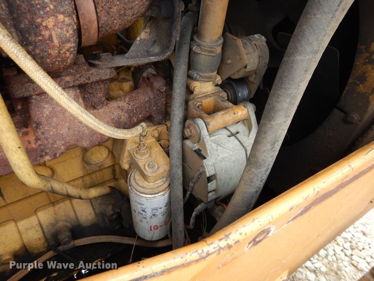 image for item DE5733 1996 Dresser TD12C  crawler dozer