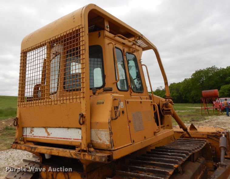 image for item DE5733 1996 Dresser TD12C  crawler dozer