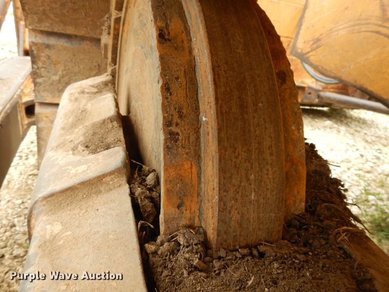 image for item DE5733 1996 Dresser TD12C  crawler dozer