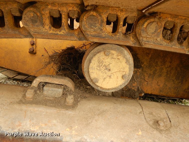 image for item DE5733 1996 Dresser TD12C  crawler dozer