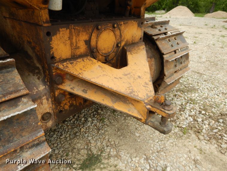 image for item DE5733 1996 Dresser TD12C  crawler dozer