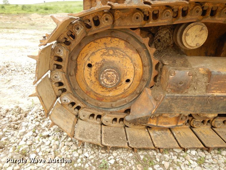 image for item DE5733 1996 Dresser TD12C  crawler dozer