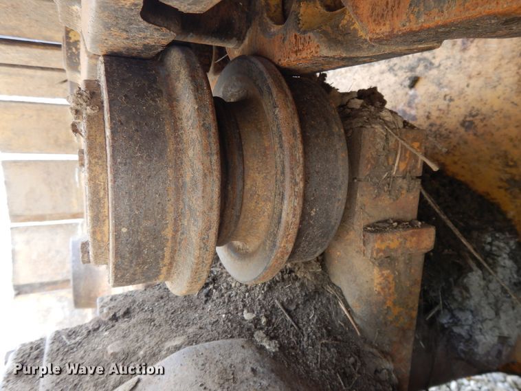 image for item DE5733 1996 Dresser TD12C  crawler dozer