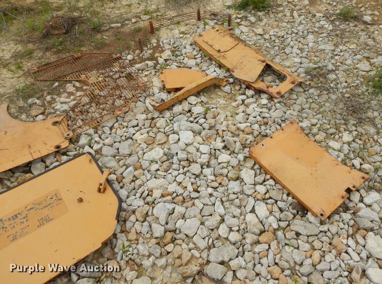 image for item DE5733 1996 Dresser TD12C  crawler dozer