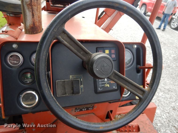 image for item DE5758 Ditch Witch 8020T  cable plow