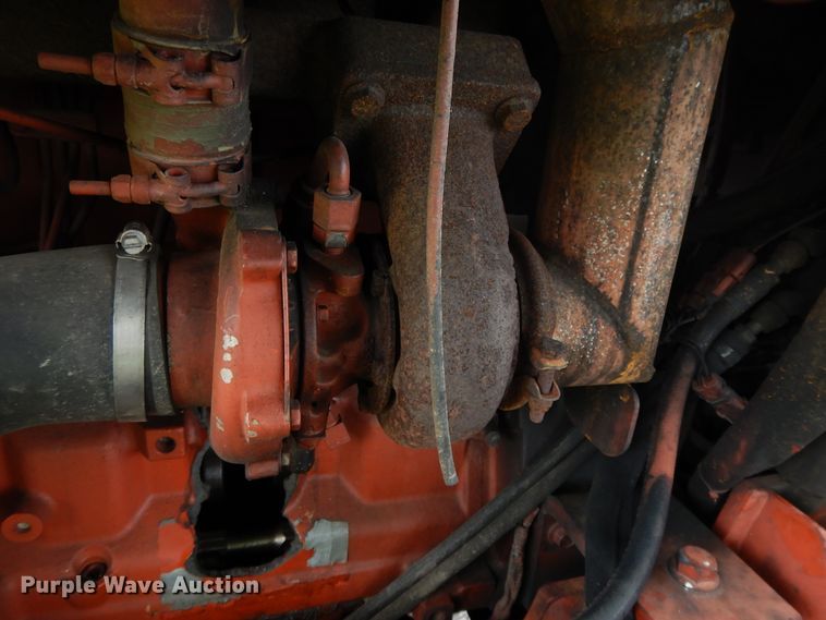 image for item DE5758 Ditch Witch 8020T  cable plow