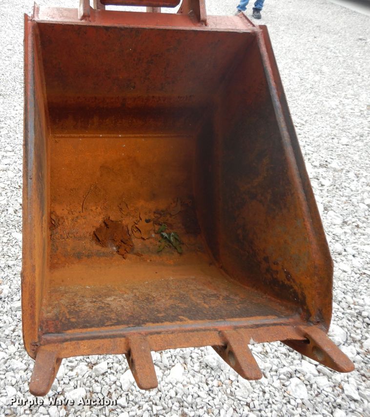 image for item DE5758 Ditch Witch 8020T  cable plow