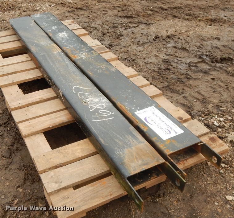 image for item DE5786 Pallet fork extensions