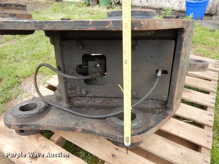 image for item DE5787 Excavator quick coupler