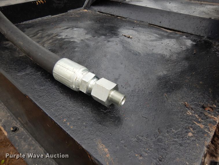 image for item DE5789 60"W skid steer rotary mower