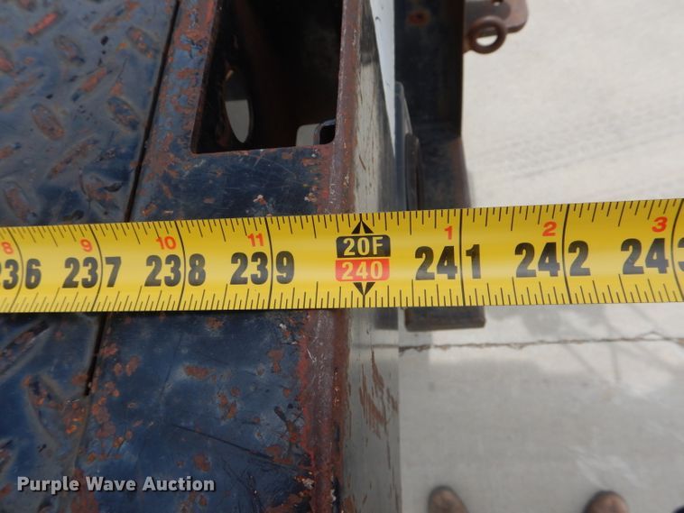 image for item DF3192 1996 Ford L8000  crane truck