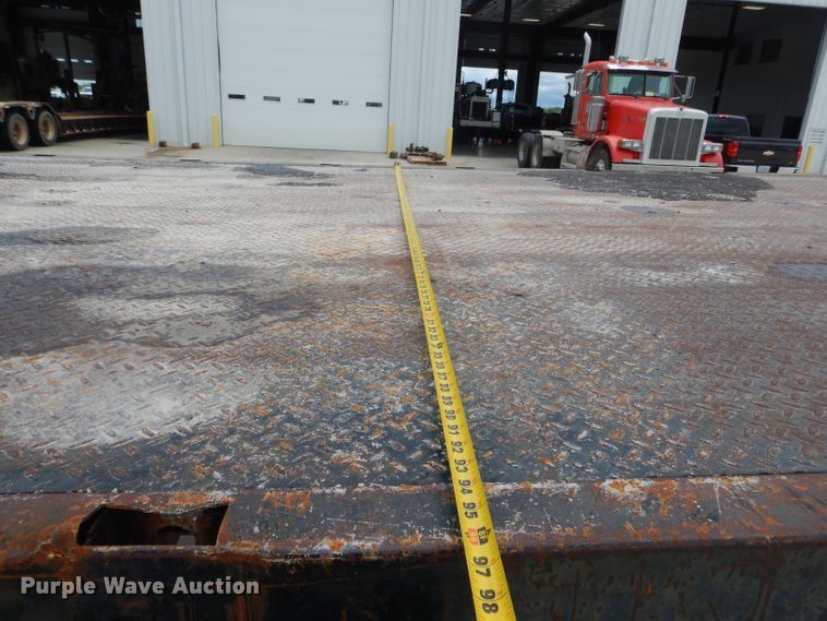 image for item DF3192 1996 Ford L8000  crane truck