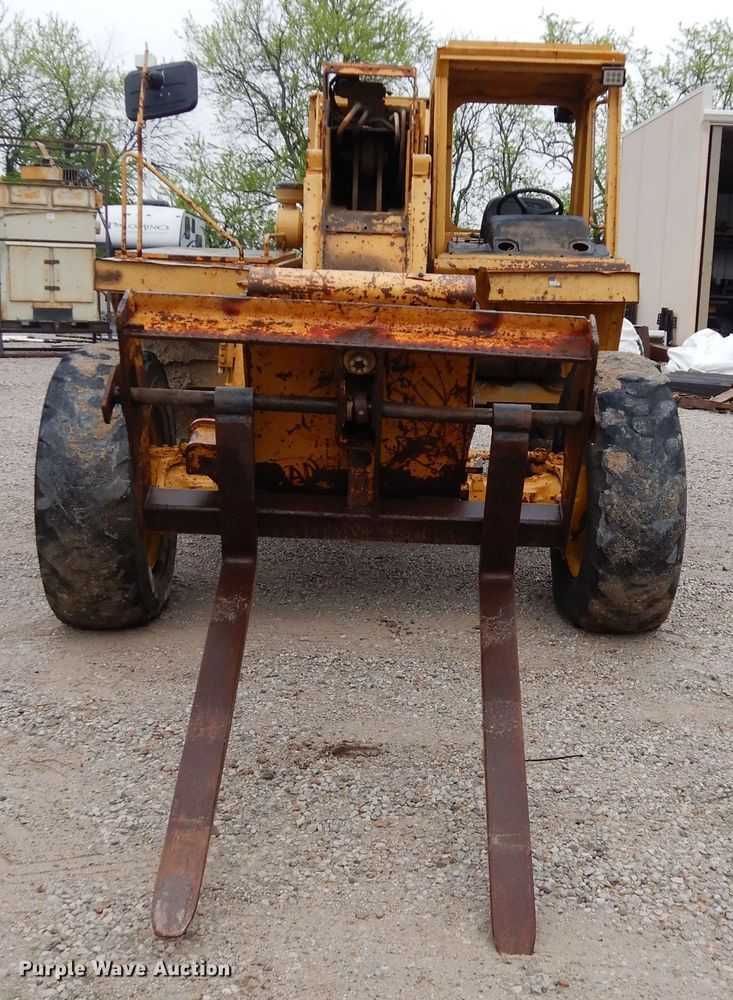 image for item DF4020 1994 Caterpillar RT60  telehandler