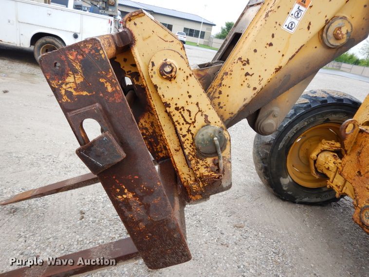 image for item DF4020 1994 Caterpillar RT60  telehandler