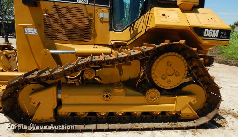 image for item DF4051 1999 Caterpillar D6M XL  dozer