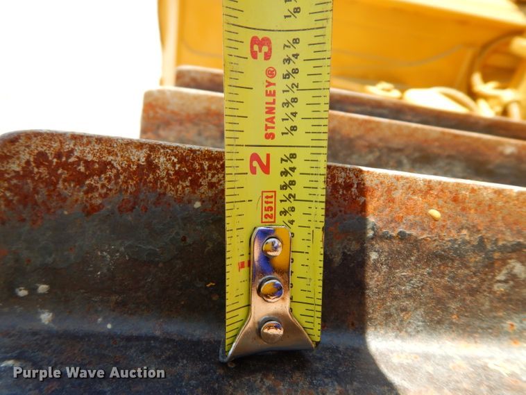 image for item DF4051 1999 Caterpillar D6M XL  dozer