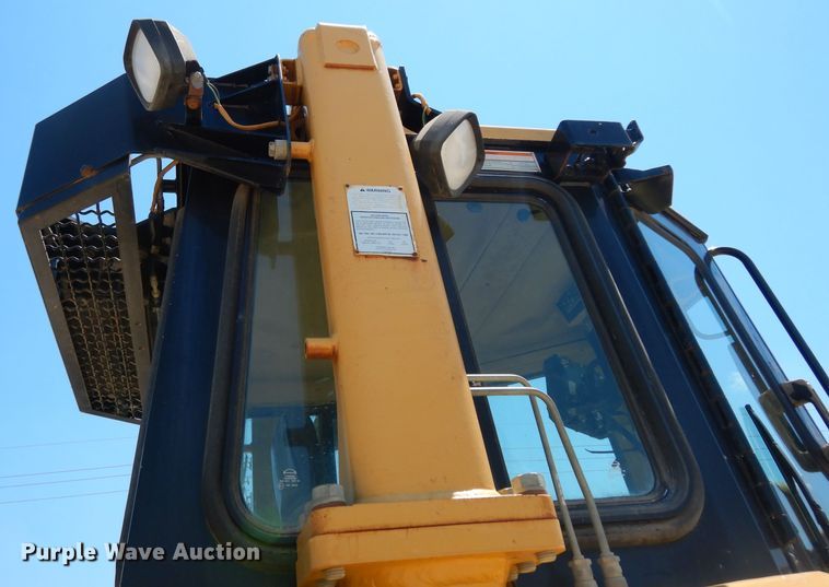 image for item DF4051 1999 Caterpillar D6M XL  dozer